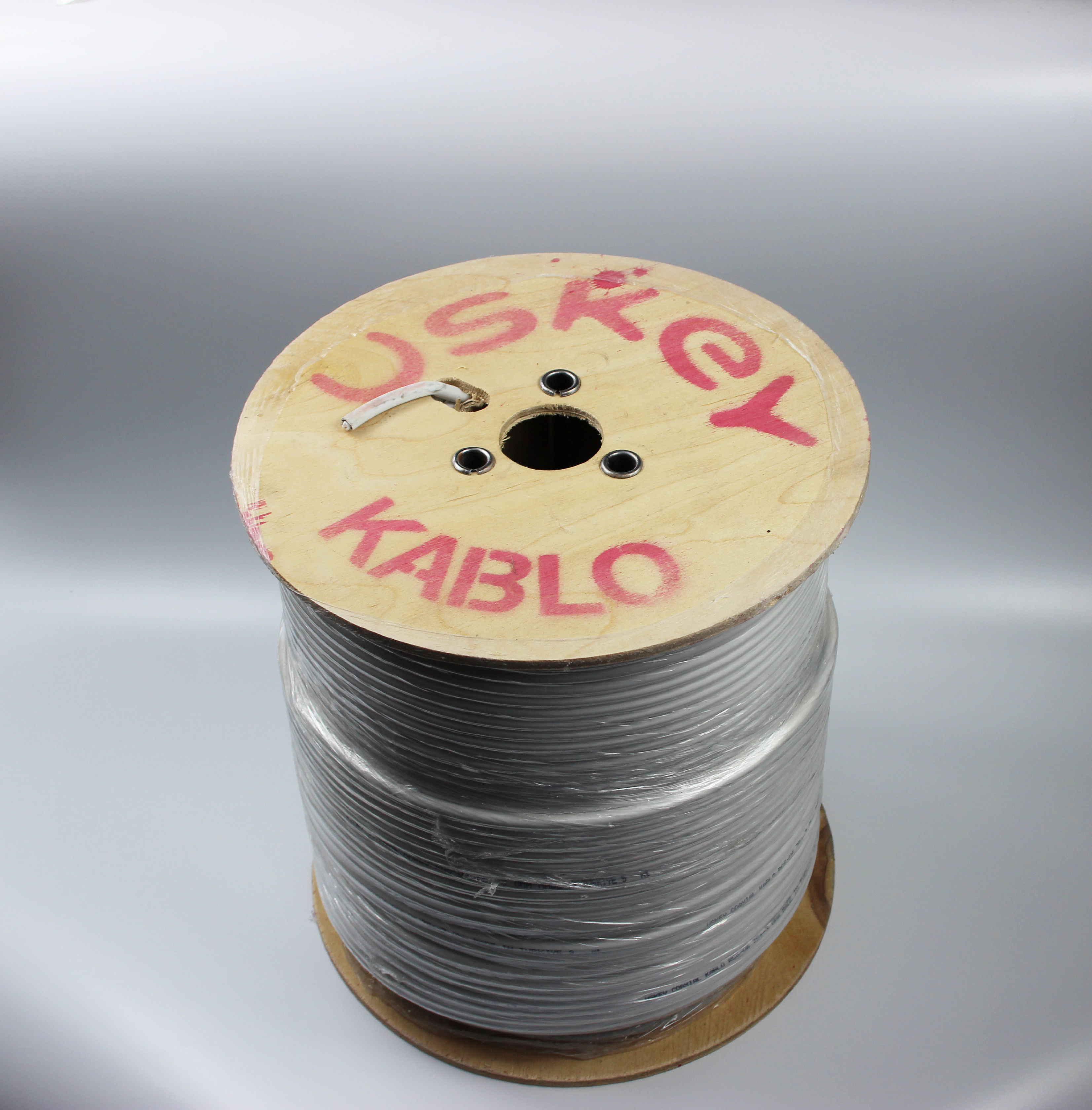 USKEY RG6 U6 64 TEL 300 MT